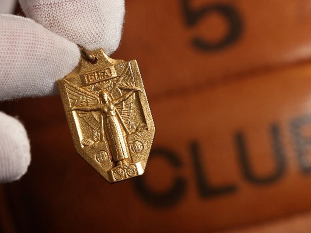 1966 World Cup winner's medal awarded to Harry Cavan